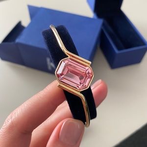 NWT Swarovski Pink Crystal Golden Bangle